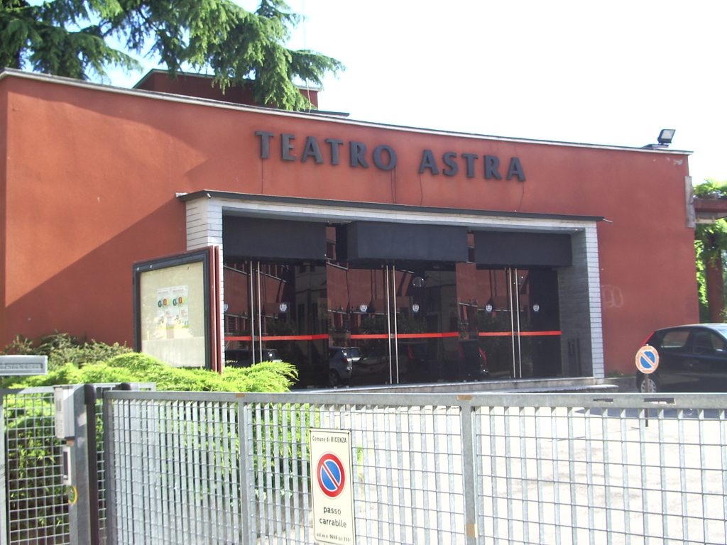 VICENZA – Cercansi sponsor per il restyling del teatro Astra