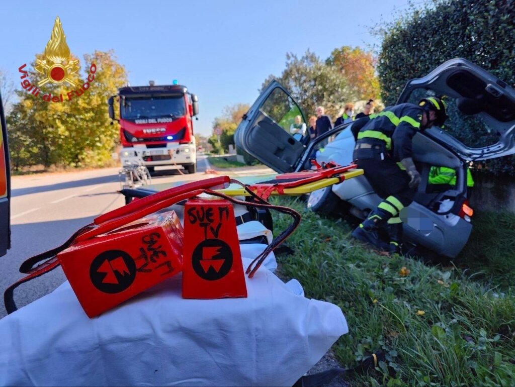 Veneto – Esce di strada con l’auto: donna ferita